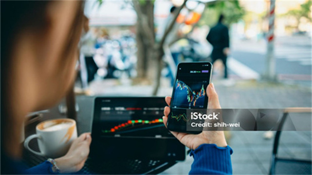 比特币期货交割日价格波动大,究竟是为何?